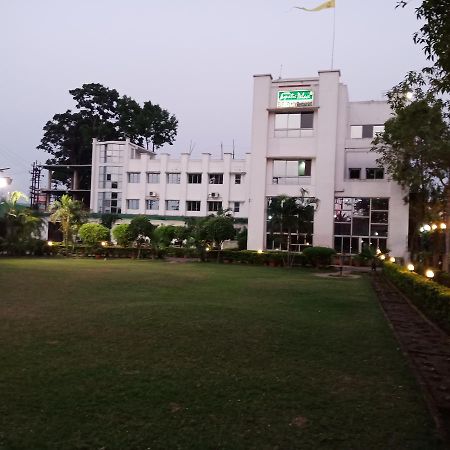 Oyo 24916 Hotel Aquatic Palace Kalyani Экстерьер фото